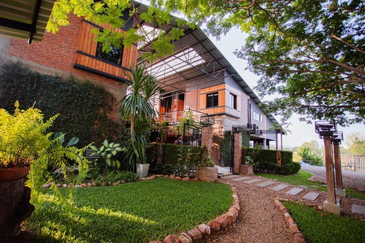 Apartmán Suanglangna Phrae Exteriér fotografie